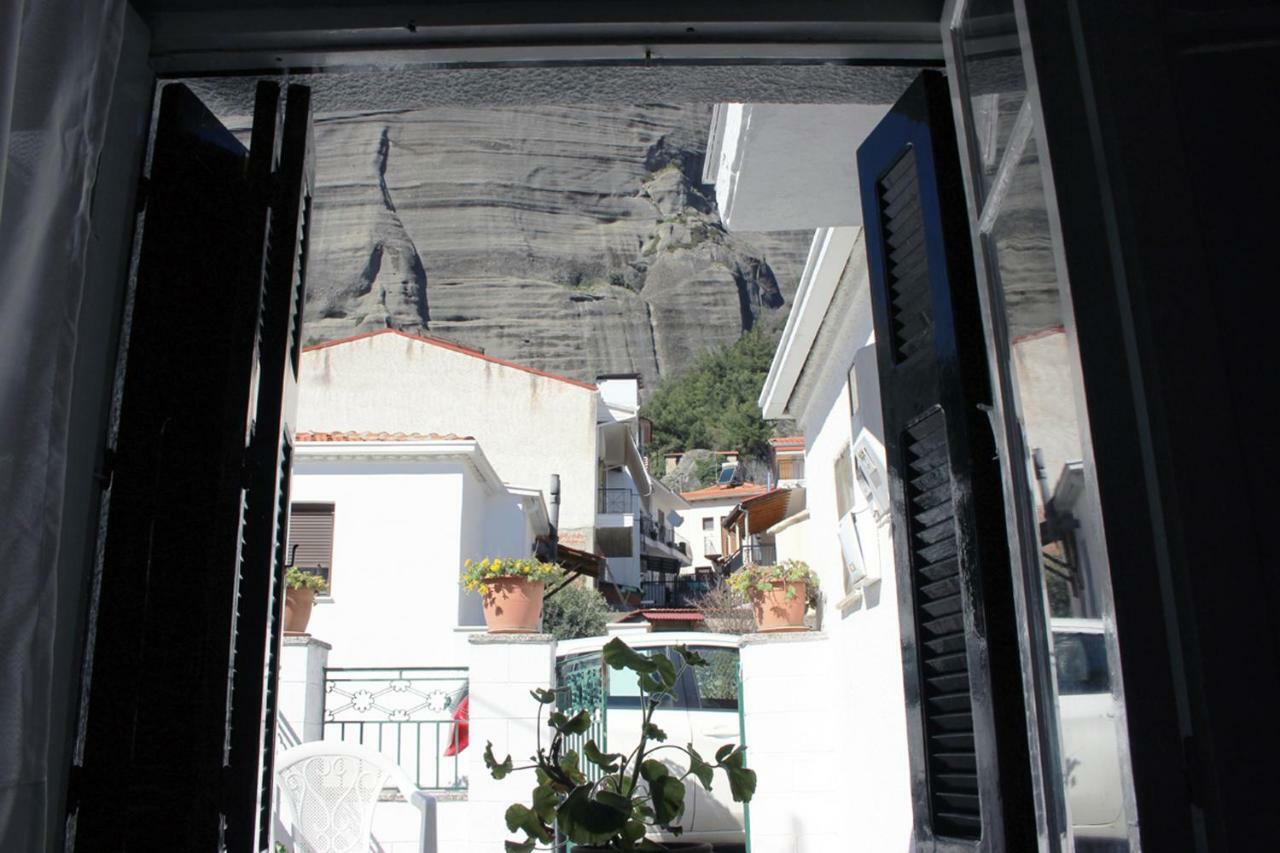 Meteora Mansion - Traditional Apt 3Bd - Rocks View Kalampáka Dış mekan fotoğraf